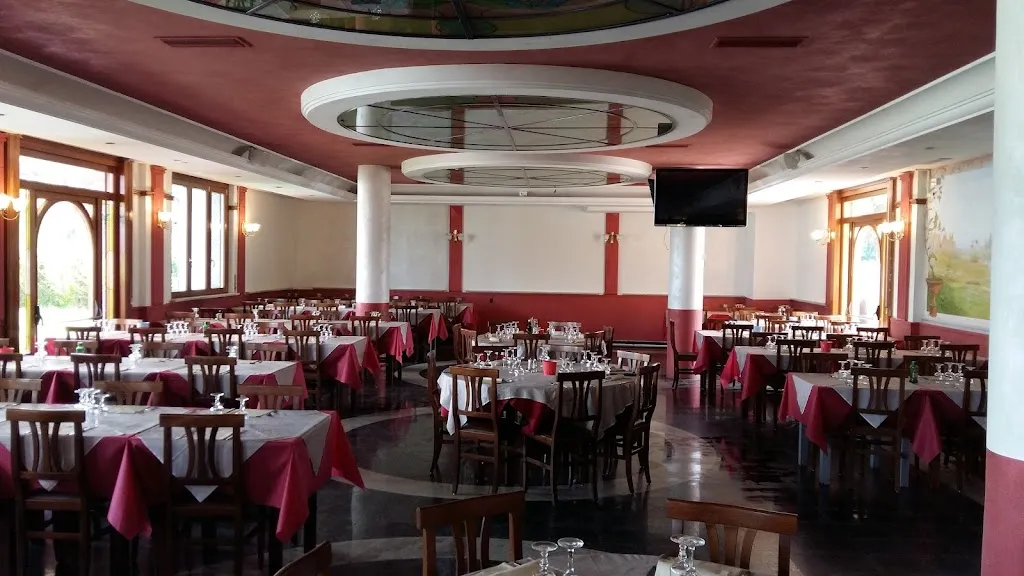 L'Oasi del Gusto 2 restaurant in Ozzero