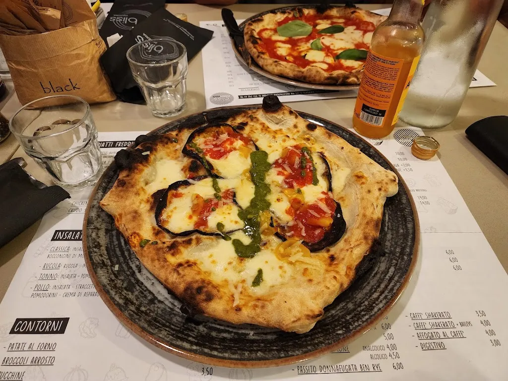 Itzik Kantel_Bliss Coffee & food_Padenghe sul Garda_review