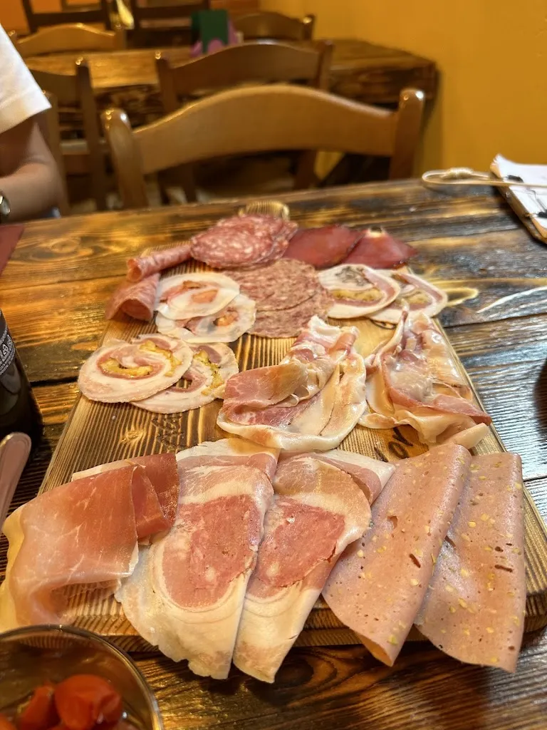 Jim M_Magna, Bev e Tas_Paderno d'Adda_review