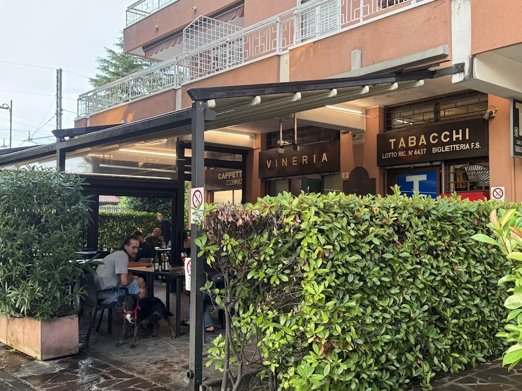 Vineria La Stazione_Paderno d'Adda_slider_image_2