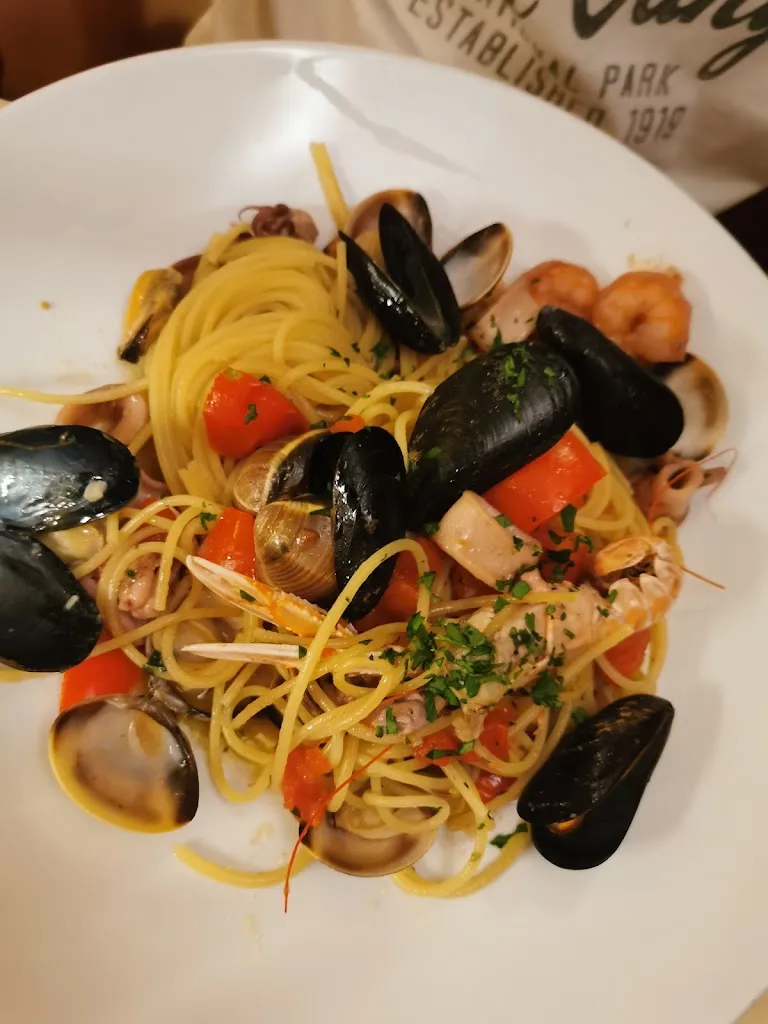 Oana Plo_Ristorante Pizzeria al Castello_Paderno Franciacorta_review