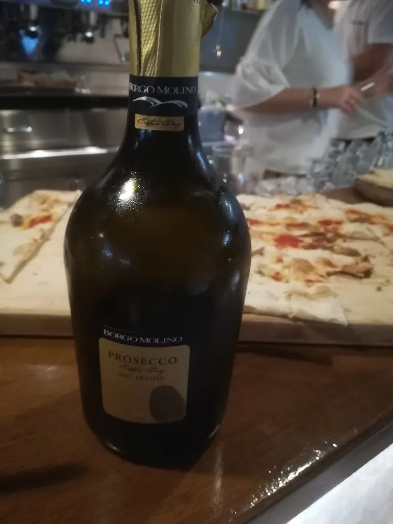 Menu_Bar Jonny_Paderno Ponchielli_image_1