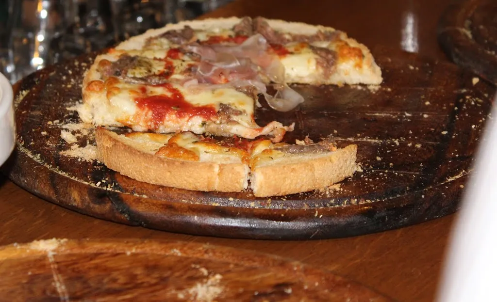 Menu_Bar Jonny_Paderno Ponchielli_image_3