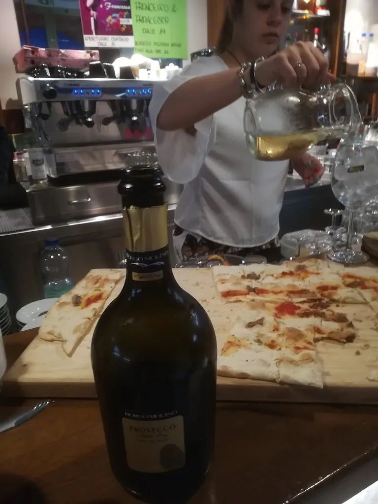 Bar Jonny_Paderno Ponchielli_slider_image_3