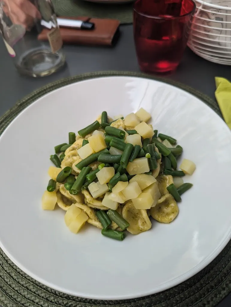 Sarah Blakemore_Chocolat Cafe 'Rocca Di Laura_Paladina_review