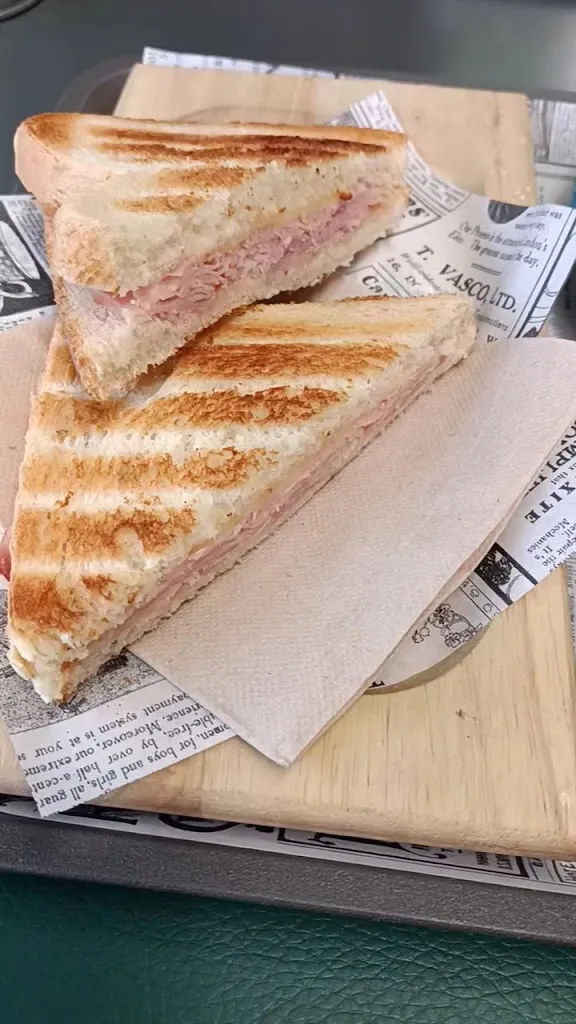 Chocolat Cafe 'Rocca Di Laura_Paladina_slider_image_2