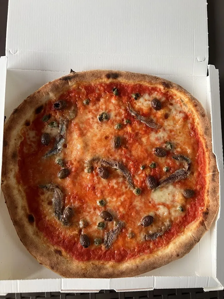 Adrian A_Pizza Del Sol Paladina - pizzeria d'asporto di Pirola Stefano_Paladina_review