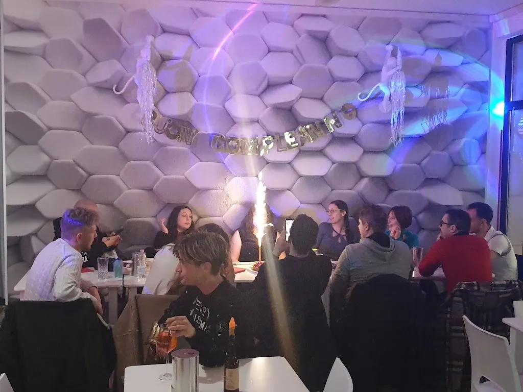 Roxy Bar_Paitone_slider_image_3