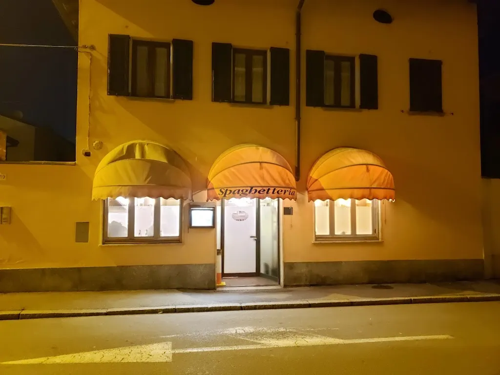 Steven Hull_Spaghetteria Castello_Pandino_review