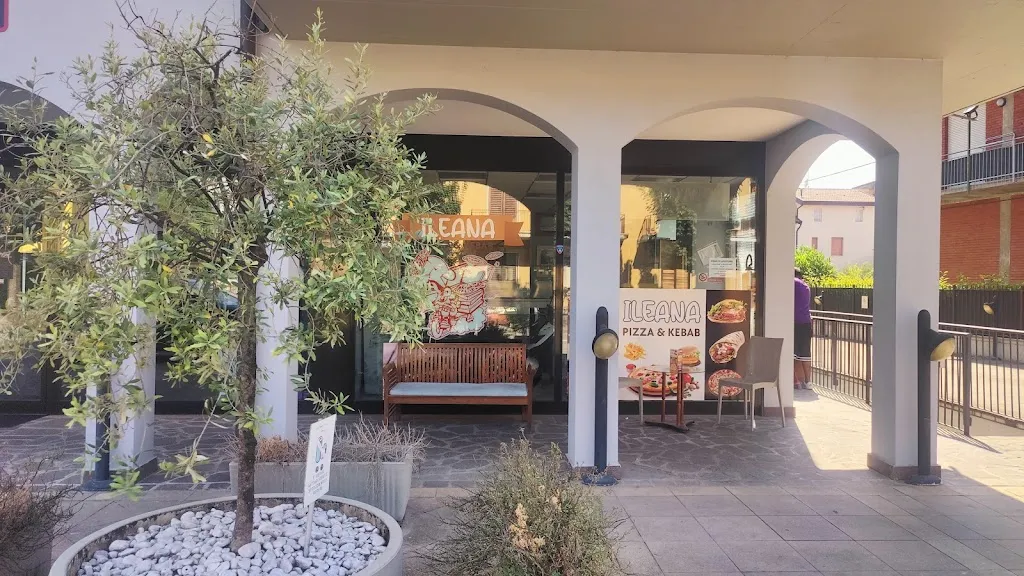 Ileana Pizza & Kebab restaurant in Palosco