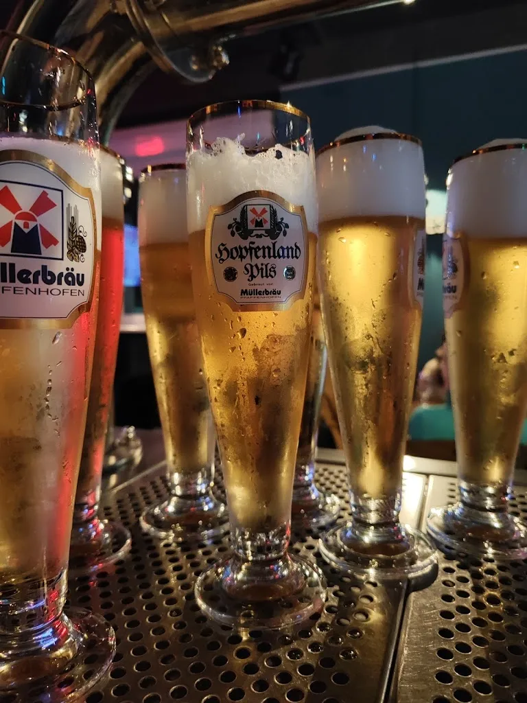 Cium Cium Pub_Pavone del Mella_slider_image_3