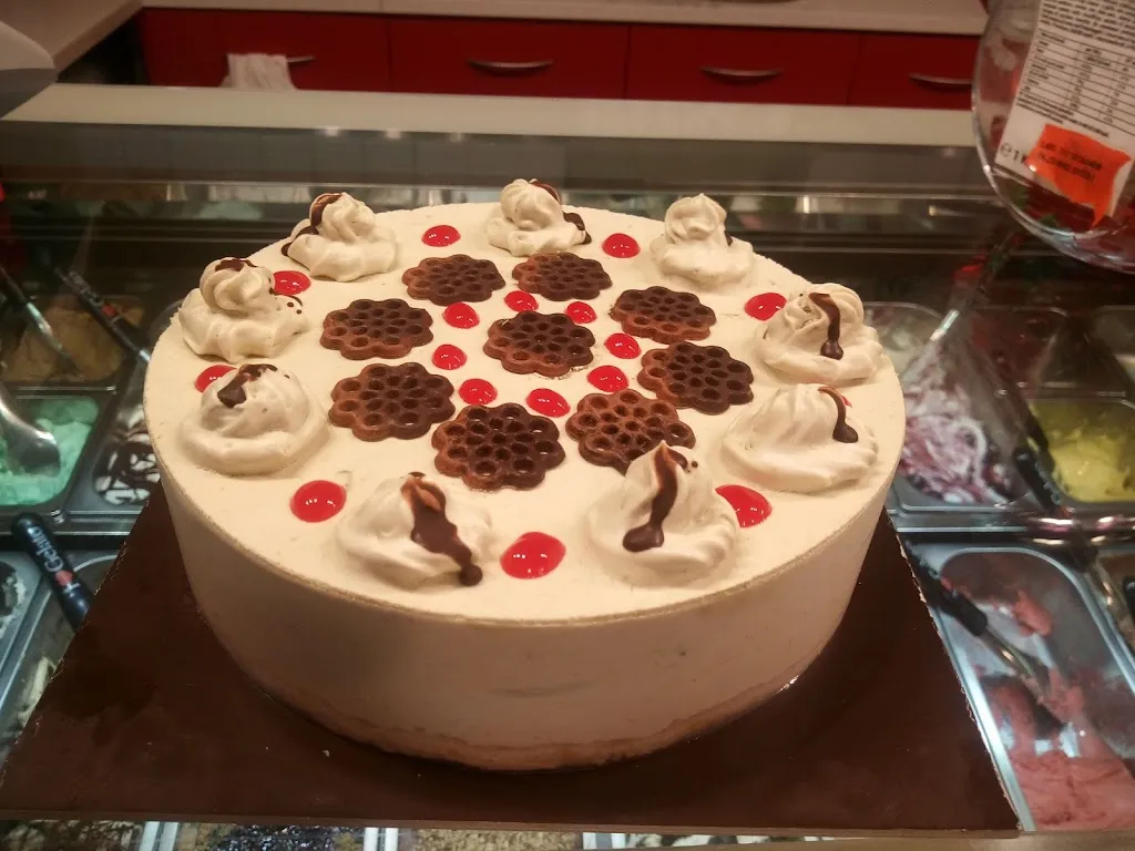 Gelateria Ciliegine Rosse_Pavone del Mella_slider_image_3