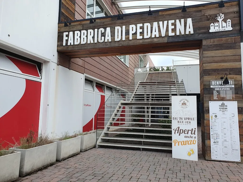 Fabbrica in Pedavena Pedrengo Restaurant in Pedrengo