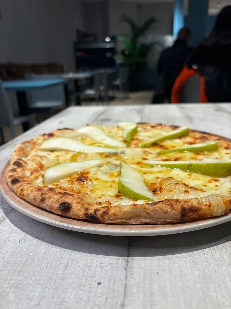 Hakuna Matata by Rewind Cafè_Pedrengo_slider_image_3