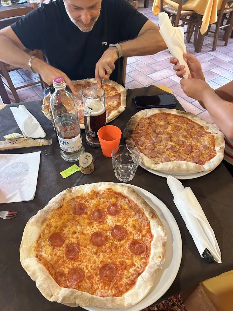 Elisa Franceschini_Pizzeria La Bussola_Pertica Alta_review