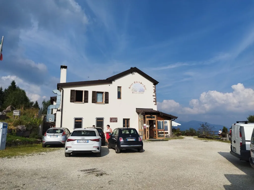 Marzia Arrabito_Rifugio Piardi al Colle San Zeno_Pezzaze_review