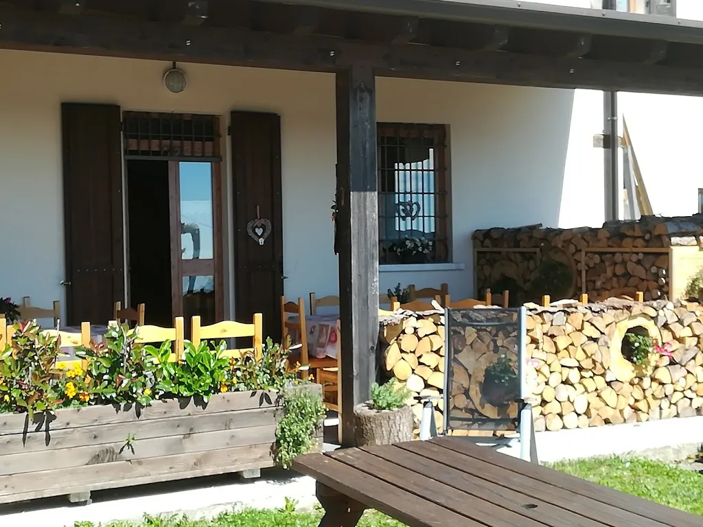 Rifugio Piardi al Colle San Zeno_Pezzaze_slider_image_1