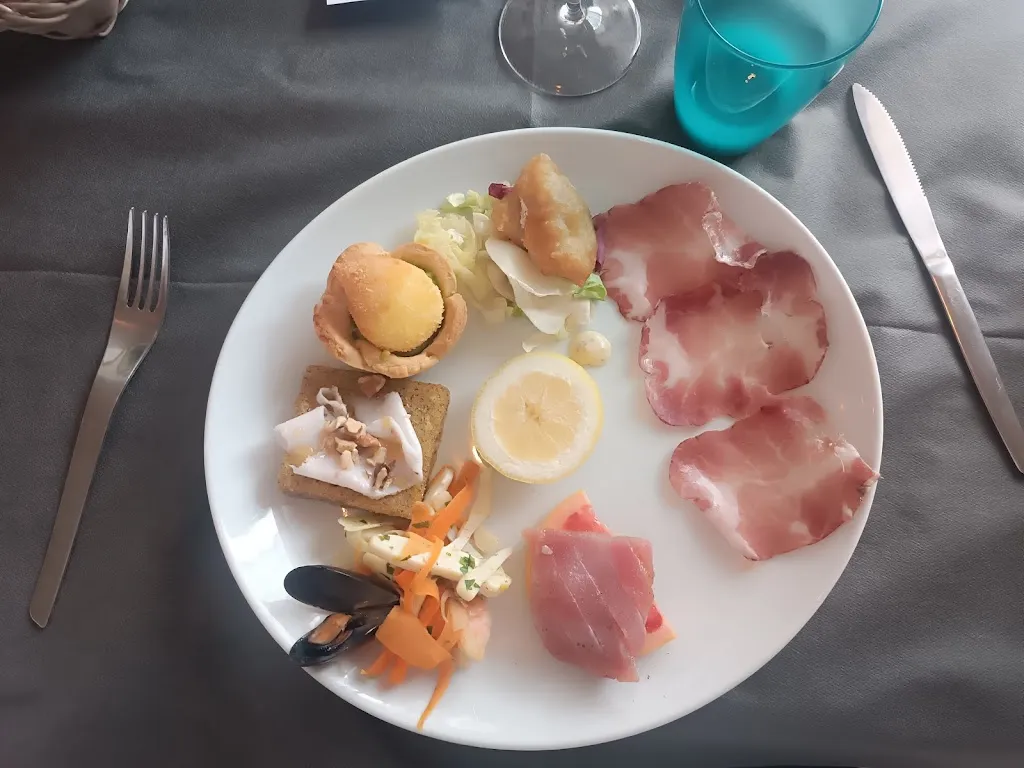 Ristorante Ciolo'_Piamborno_slider_image_3