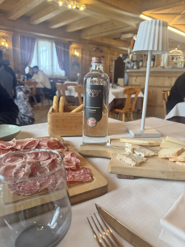 Mary Iv_Stube Hotel and Restaurant_Pian Camuno_review