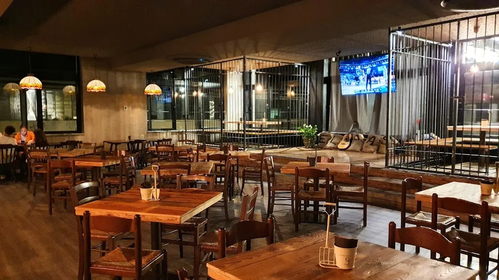 El Paso Saloon restaurant in Pianengo