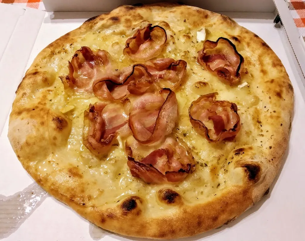 Alessia Rovida_Restart - Pizza Take Away_Piazza Brembana_review