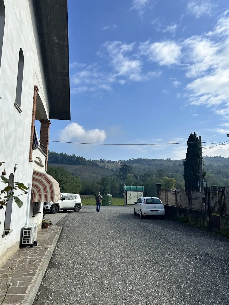 Gian Piero Sommaruga_Bar Tabaccheria Trattoria Salvi_Pietra de' Giorgi_review