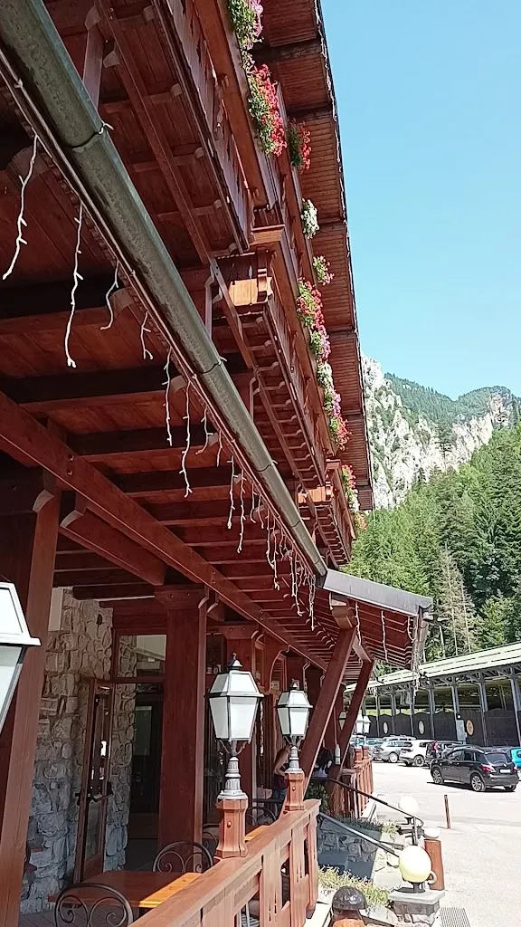 Hotel Le Pinete_Piazzatorre_slider_image_2