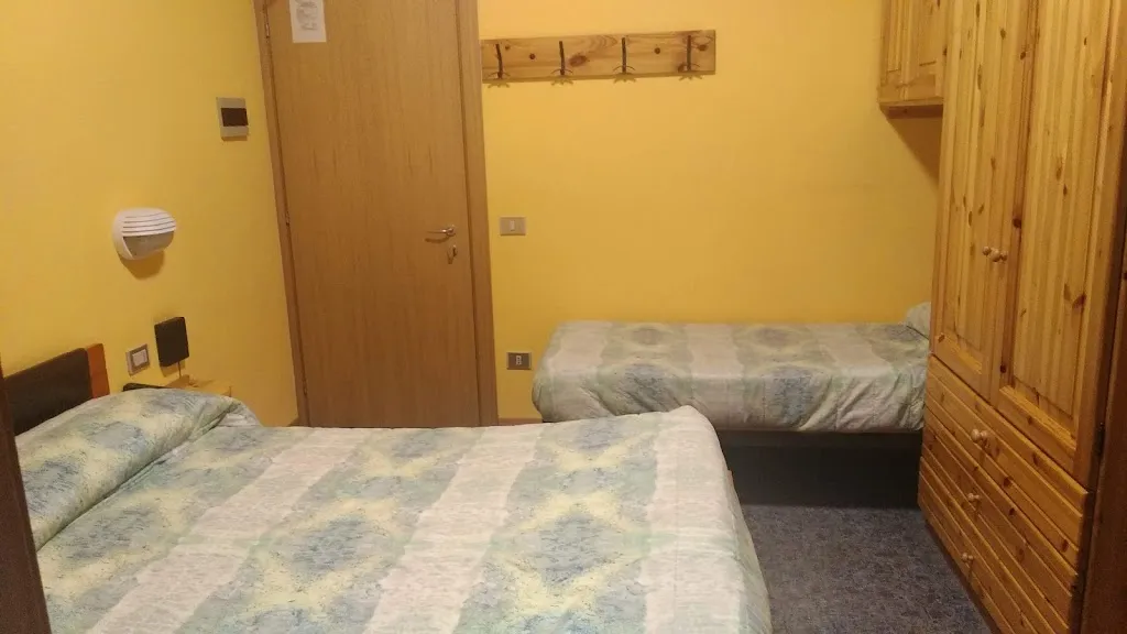 Hotel Le Pinete_Piazzatorre_slider_image_3