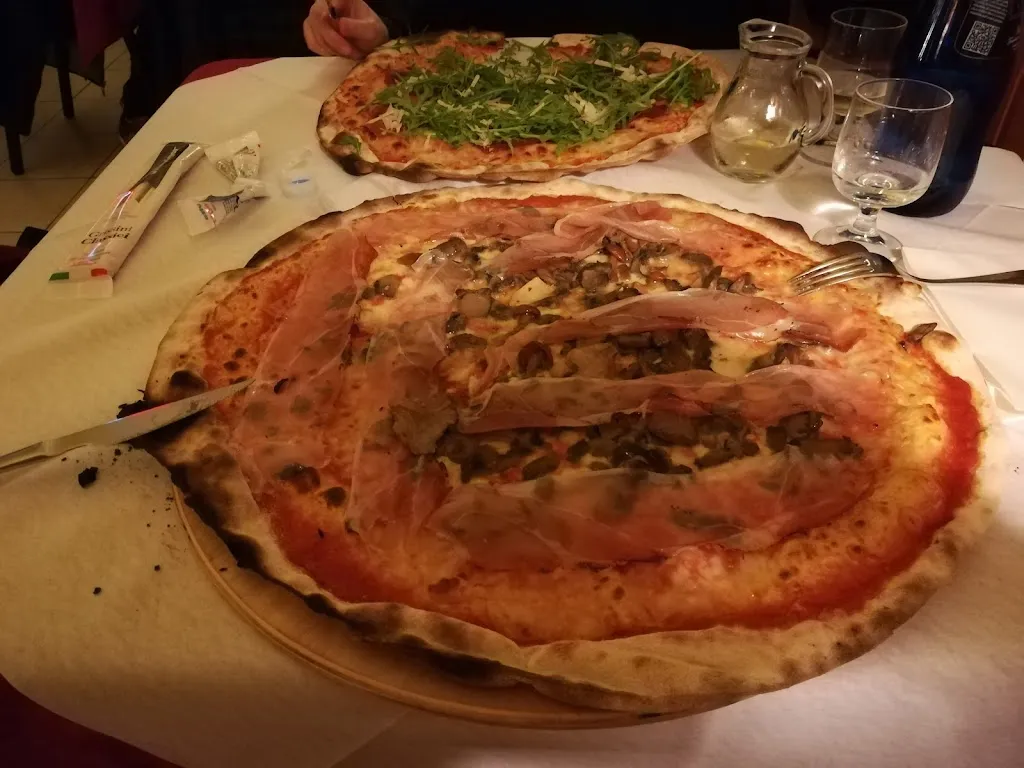 Menu_Pizzeria Bar Les Follies_Pieve di Coriano_image_5