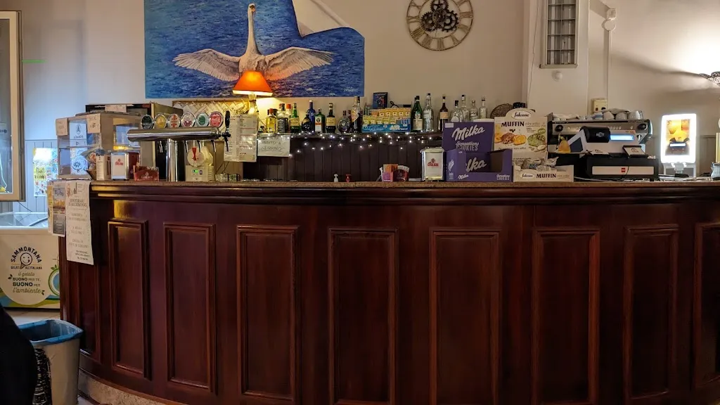 Walter Besutti_Pizzeria Bar Les Follies_Pieve di Coriano_review