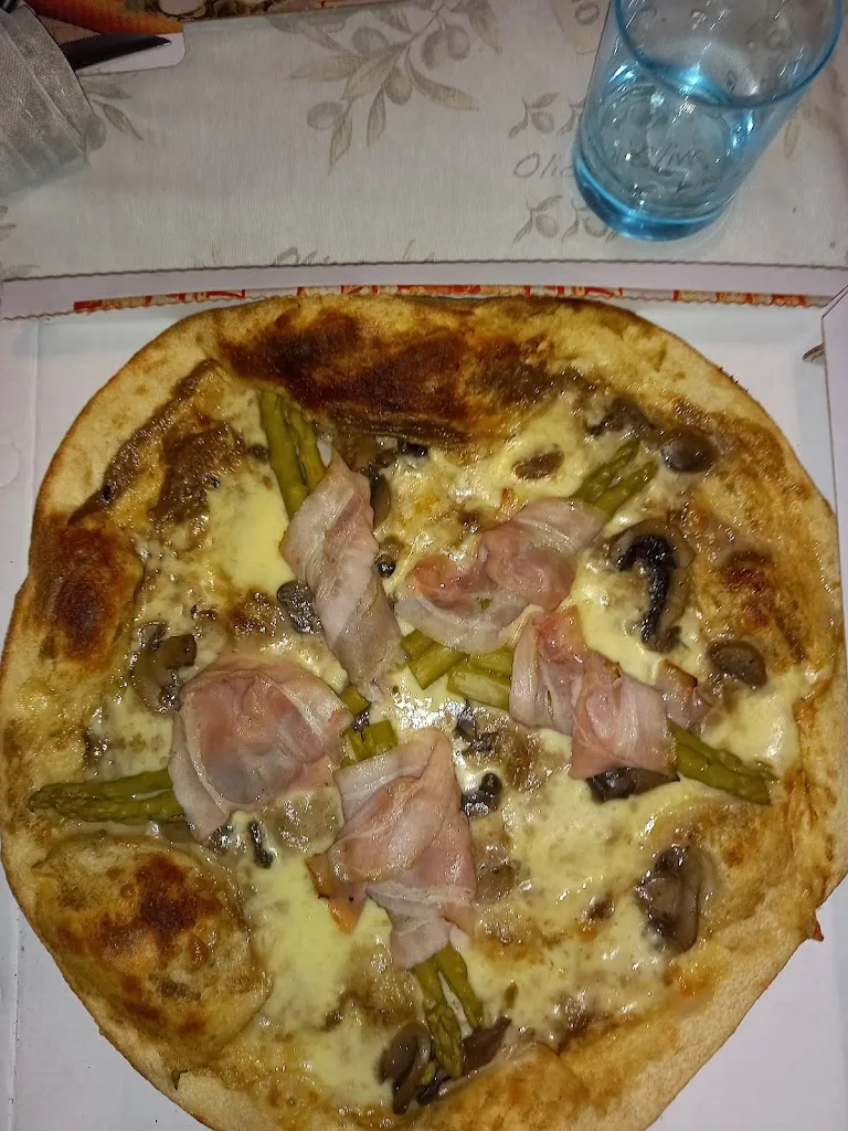 M P_Pizza & Company_Piubega_review