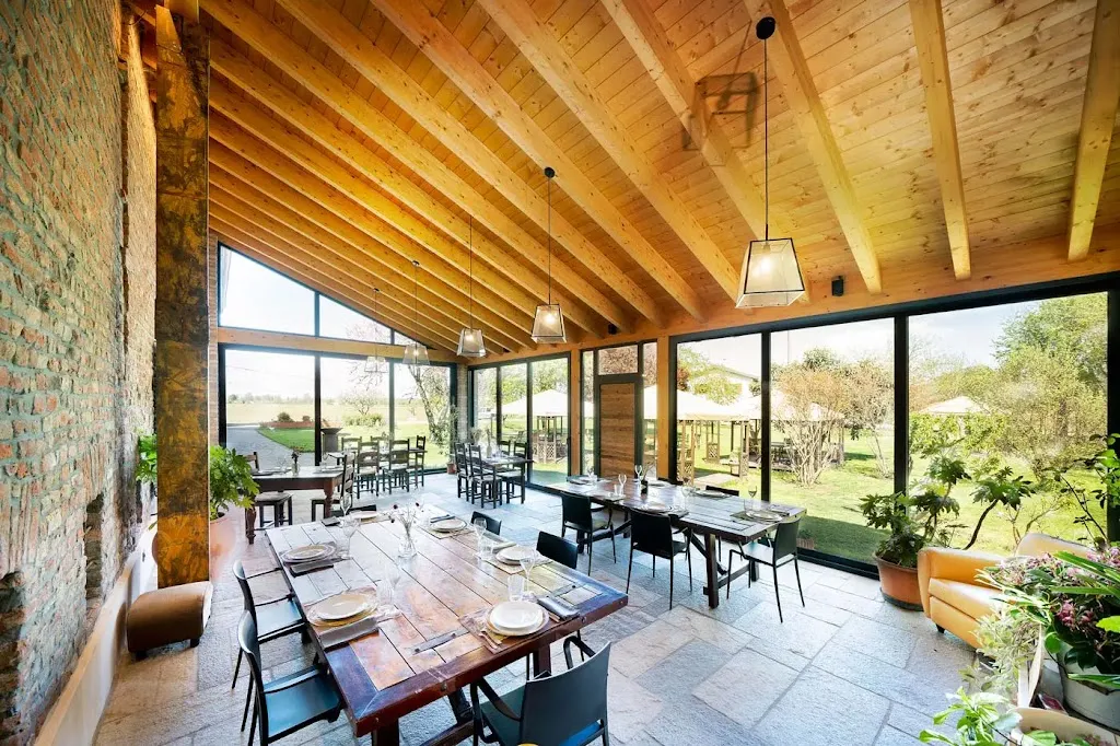 Agriturismo Cascina Valentino restaurant in Pizzighettone