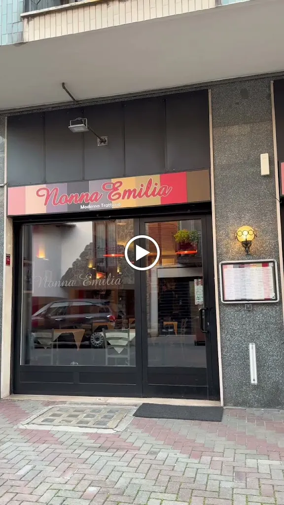 Nonna Emilia Moderna Trattoria_Poasco-Sorigherio_slider_image_2