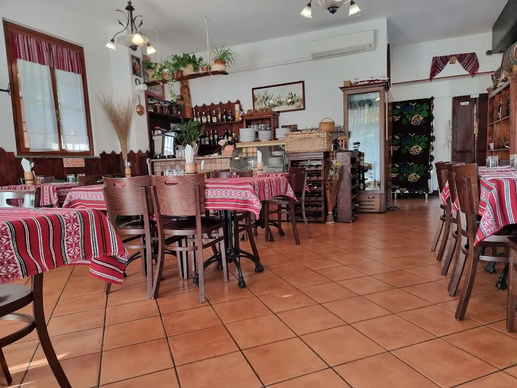 Bucataria de Acasa restaurant in Poasco-Sorigherio