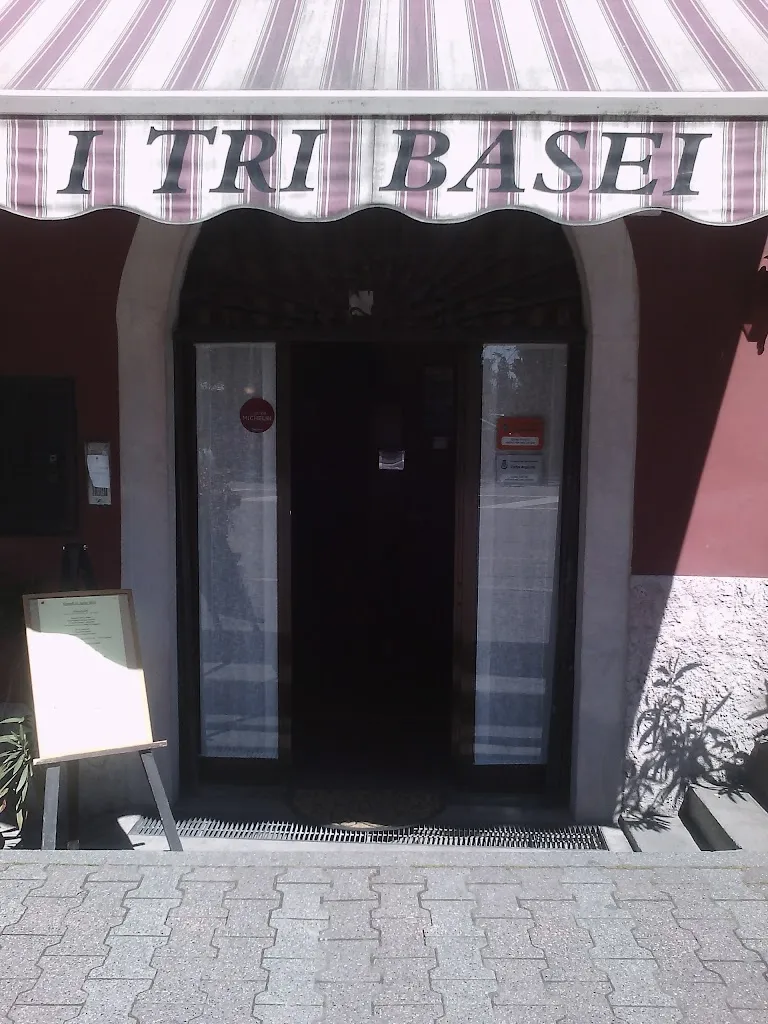 Ristorante I Tri Basei | trattoria meneghina restaurant in Poasco-Sorigherio