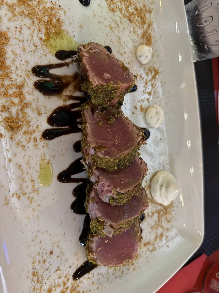 Kristina Melnyk_Tiki Fish_Bitonto_review