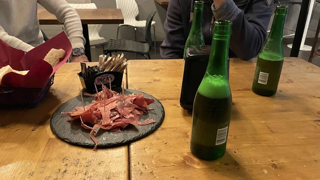 Andreas Geldner_Aurora Bar_Poasco-Sorigherio_review