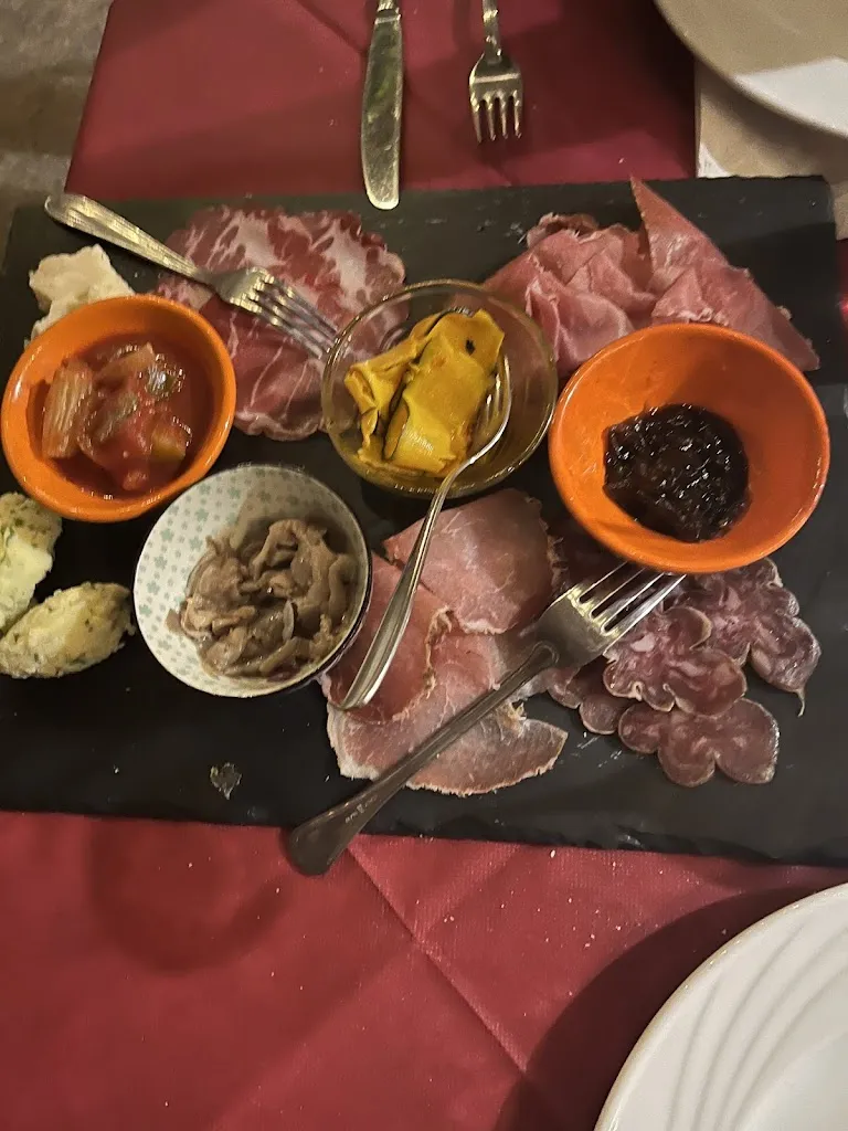 Osteria del borgo_Polpenazze del Garda_slider_image_2