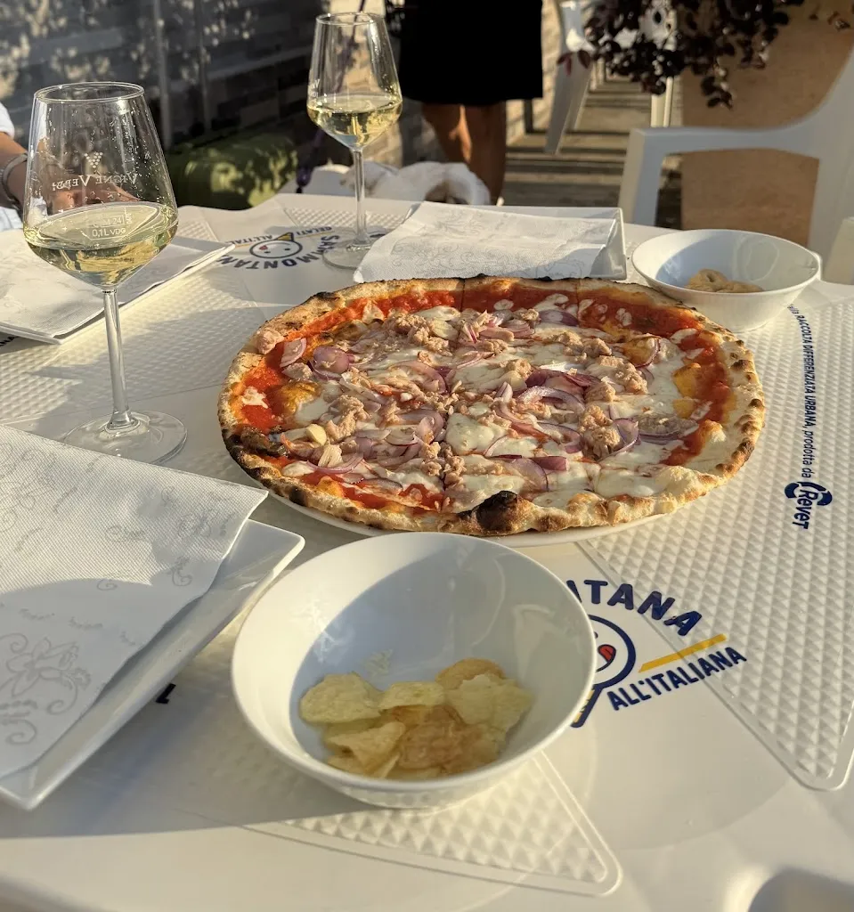 Bořivoj Combaluzier_Bar Ristorante Pizzeria La Stazione_Poggio Rusco_review