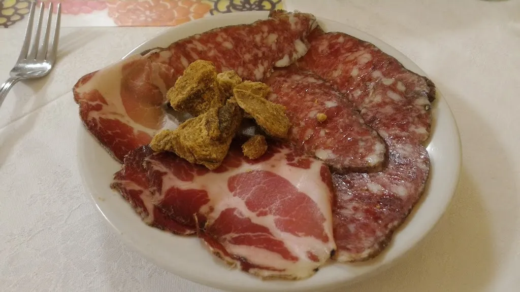 Luca Gagianesi_Trattoria Quattrocase_Poggio Rusco_review