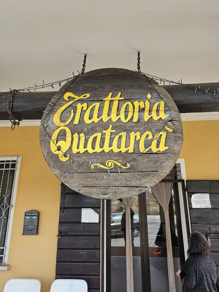 Trattoria Quattrocase restaurant in Poggio Rusco