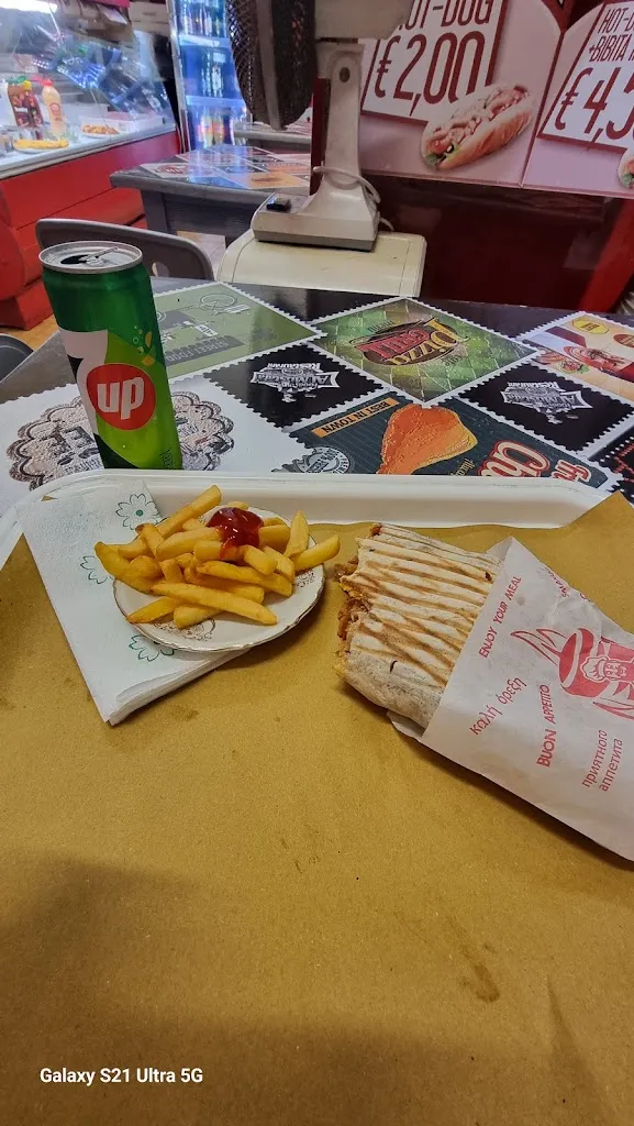 yassin Kebab_Poggio Rusco_slider_image_2