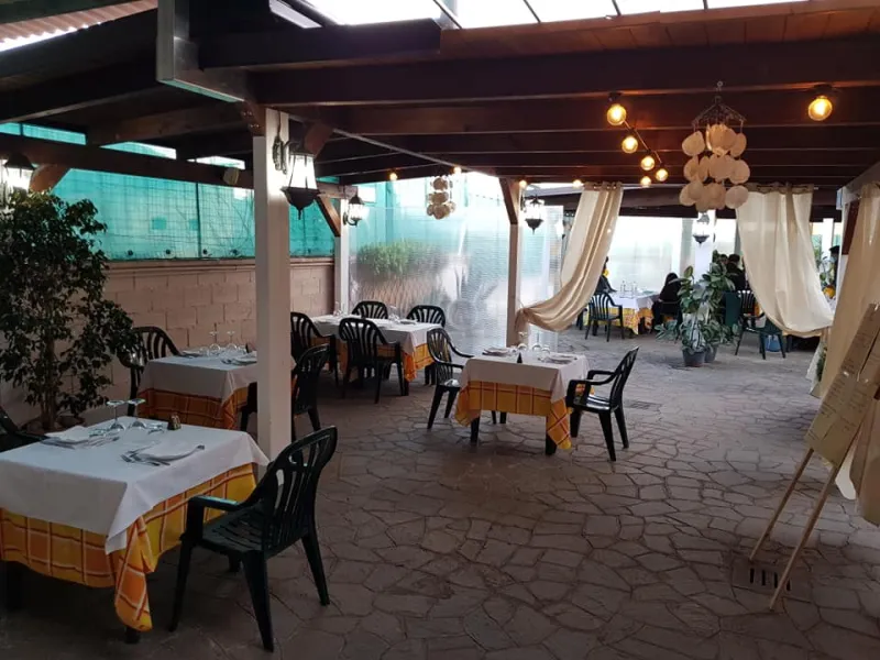 Il Caracciolo restaurant in Poggio Rusco