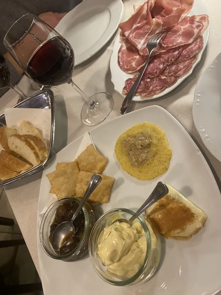 Trattoria La Tana del Grillo_Poncarale_slider_image_2