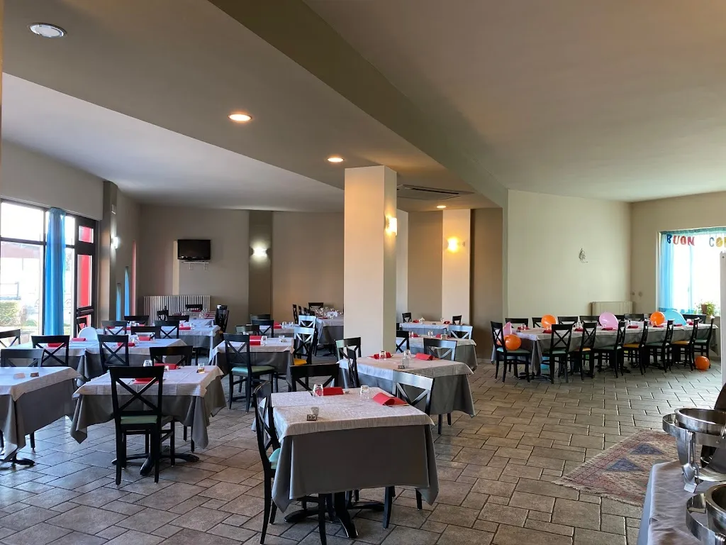 JJ Ristorante Indiano & Pizzeria Pompiano_Pompiano_slider_image_1