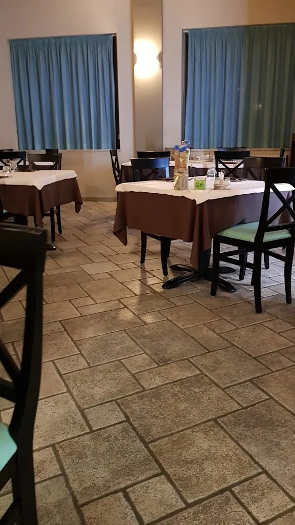 Ristorante Pizzeria " Della Pietra " restaurant in Pompiano