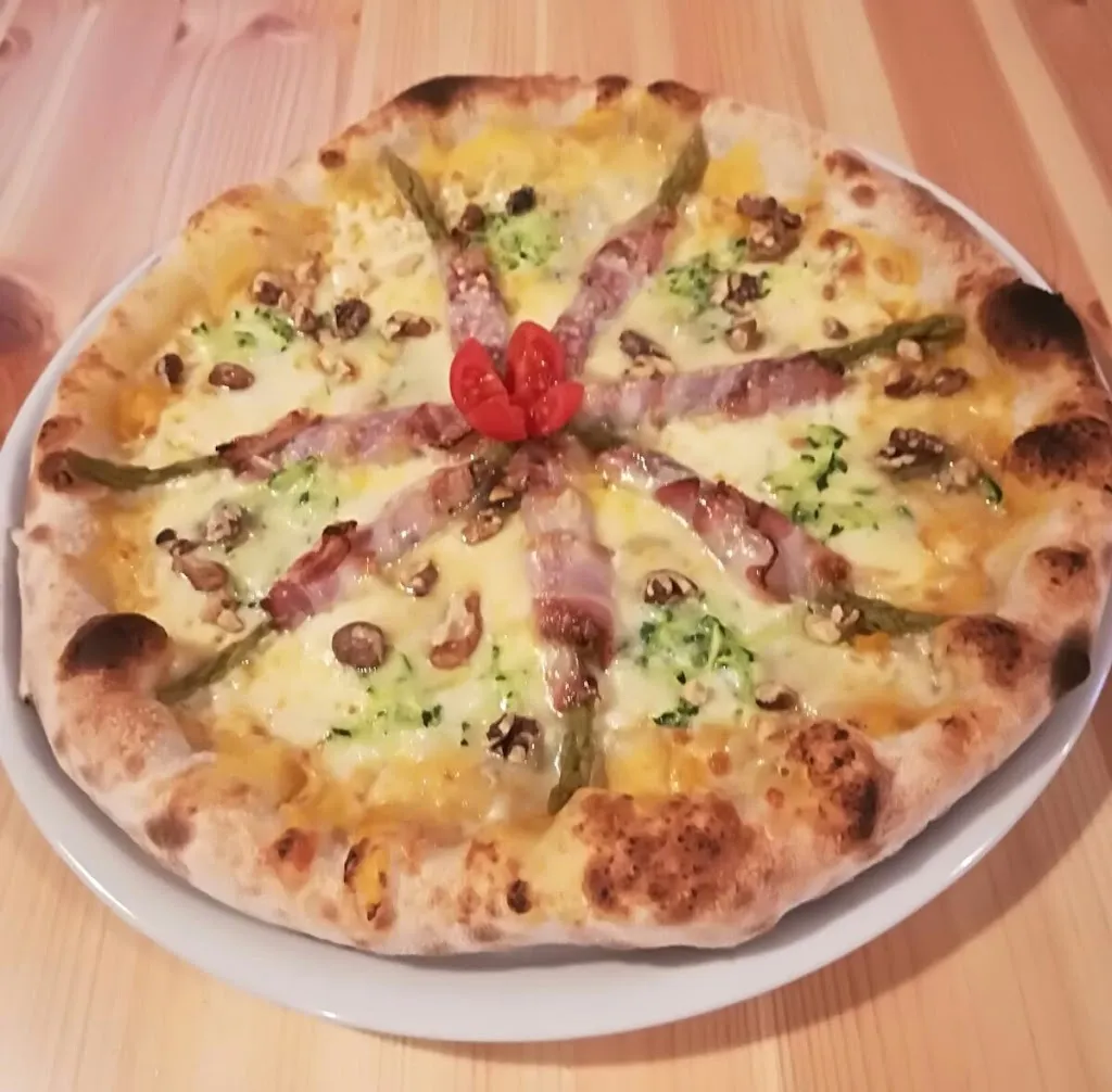 Menu_Pizzeria La Tradizione da Giulio&Giulia Soldani_Ponte Caffaro_image_5