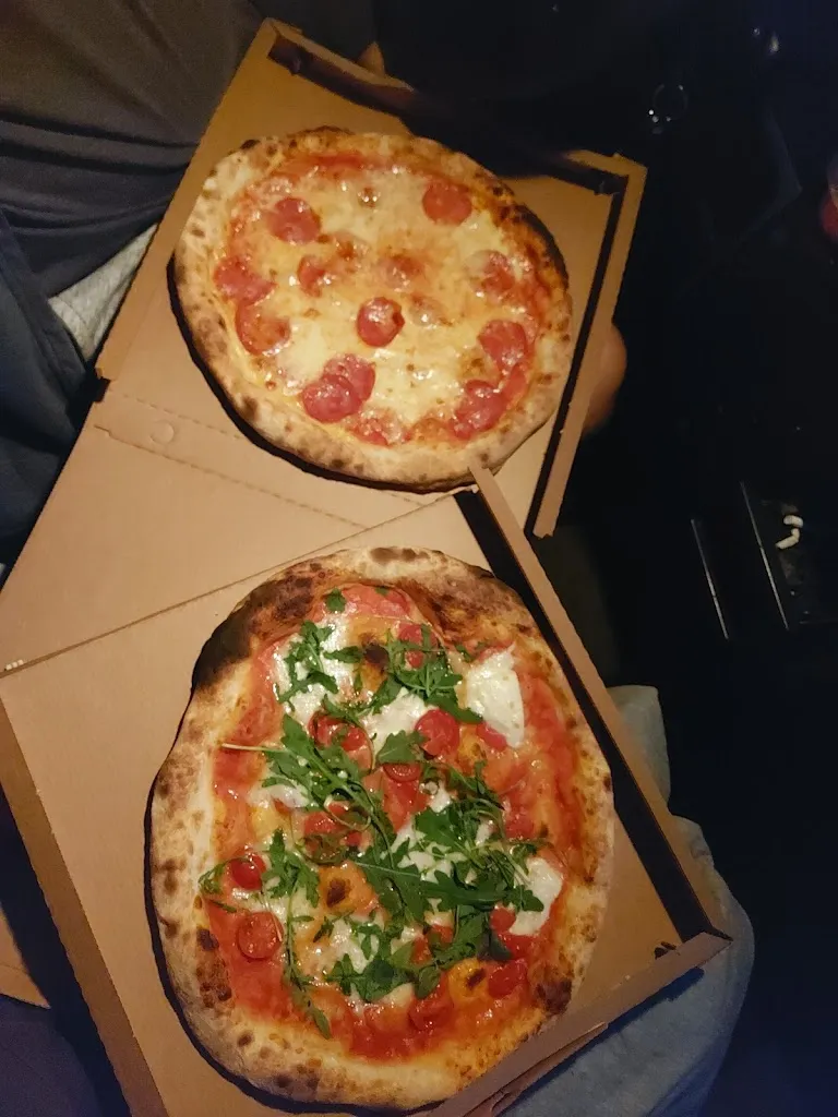 Menu_Pizzeria La Tradizione da Giulio&Giulia Soldani_Ponte Caffaro_image_9