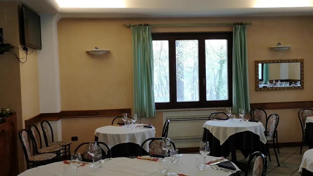 Ristorante I Ponti restaurant in Ponte Cingoli