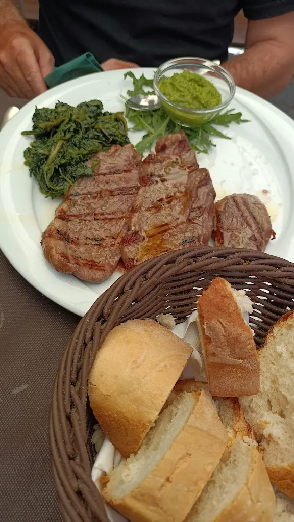 Francesca_Rock Abbey_Ponte Cingoli_review